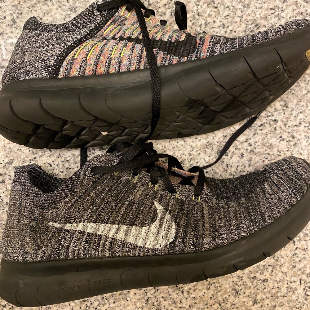 Nike Free (Rare)